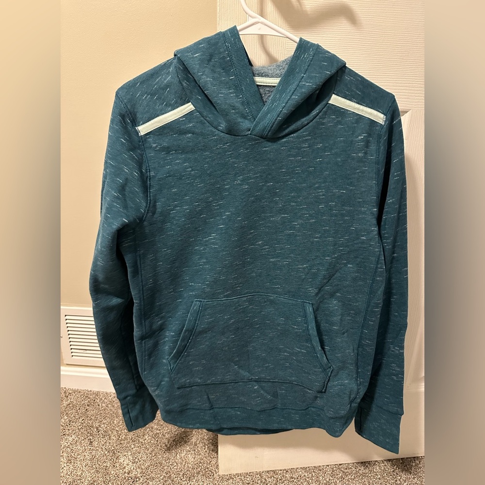 Like new Tek gear hoodie. Pretty teal color. Size medium